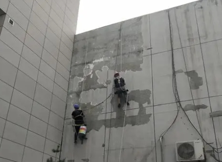 抚宁楼顶漏水维修公司分享下抚宁外墙防水的注意事项
